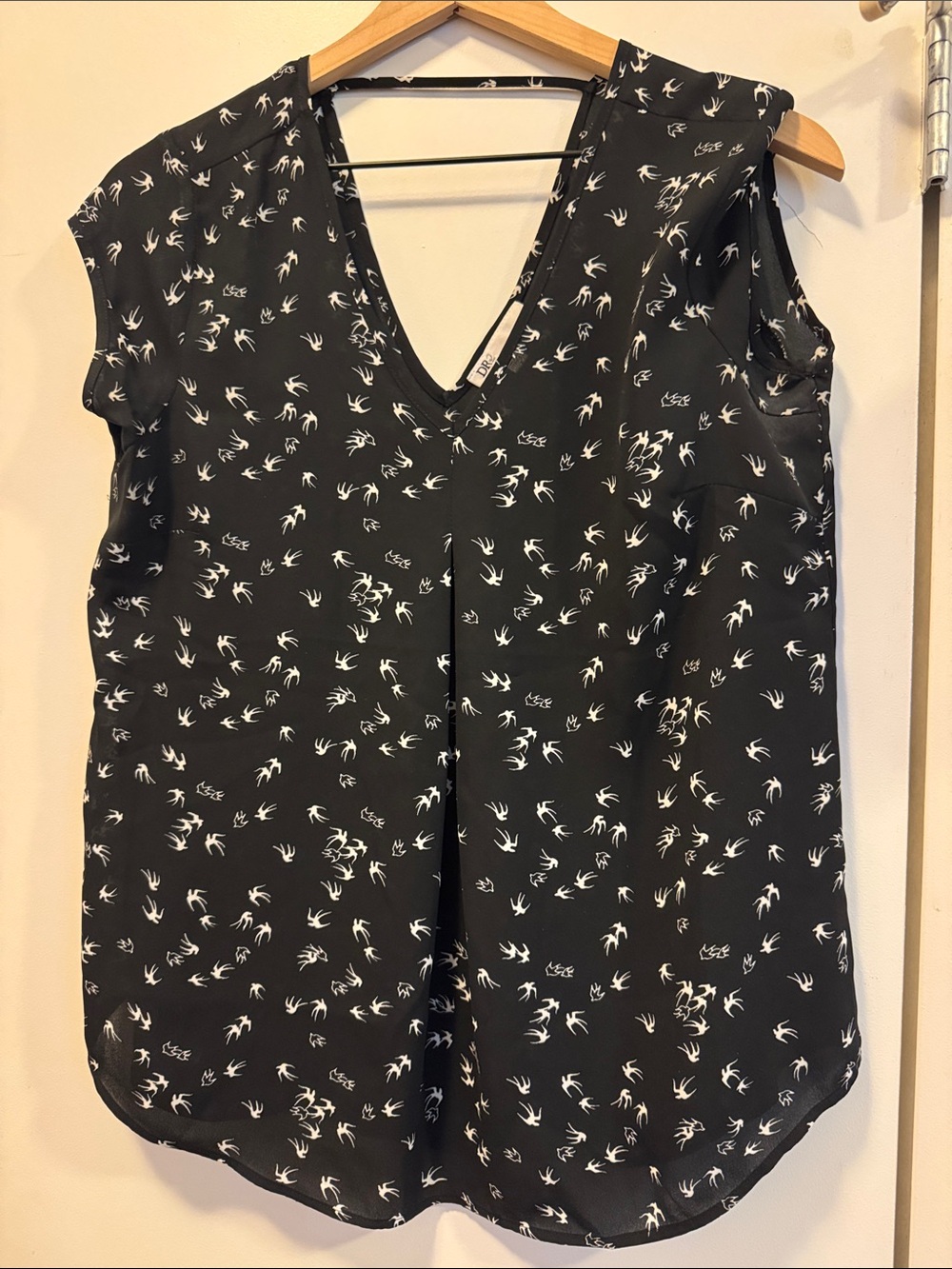 DR2 Black V-Neck Sleeveless Top with White Bird Print